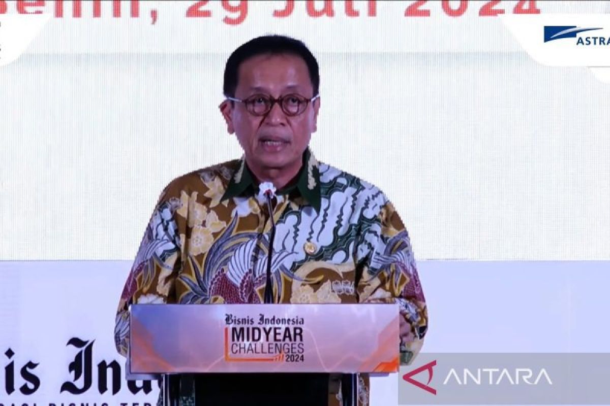 OJK ungkap alasan beberapa warga BPR ditutup guna perkuat sistem perbankan